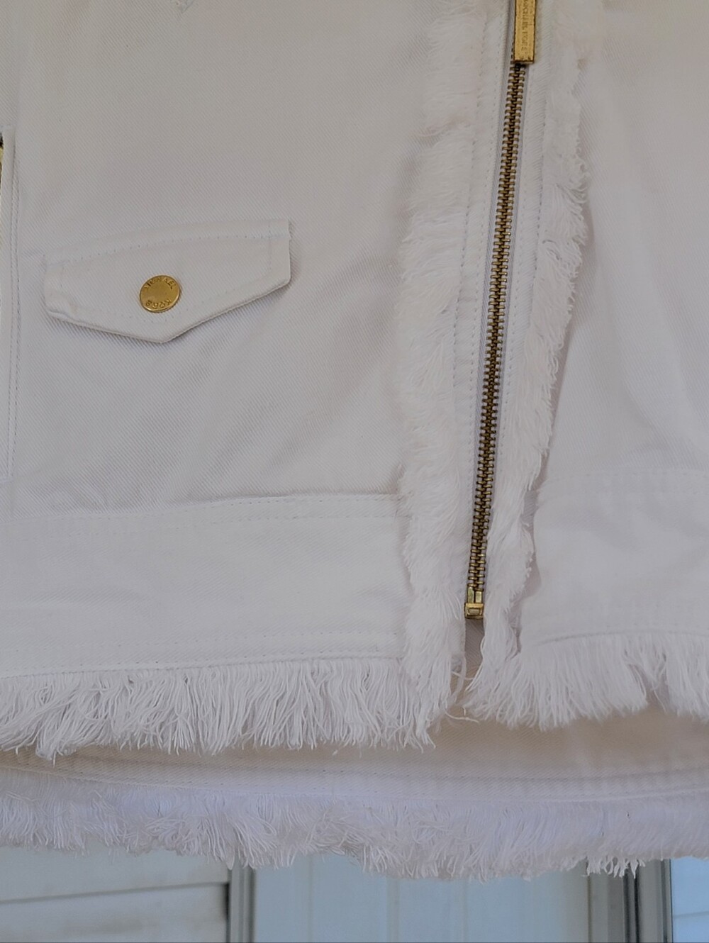 Michael Kors White Short-Sleeve Frayed Moto Denim Jacket Sz M MSRP $175.00 - Picture 8 of 11